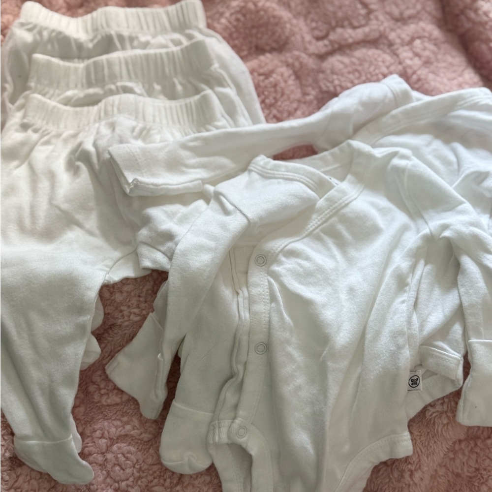 The Honest Company White Kids Matching Set